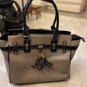 JKM and company alligator opal rolling laptop bag